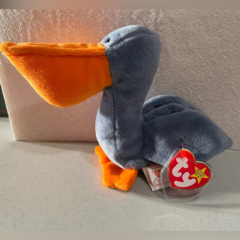 (LABOUR DAY SALE) TY Beanie Baby "SCOOP"